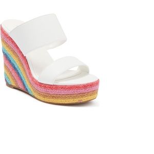 Super fun and cute shoes✨ brand abound